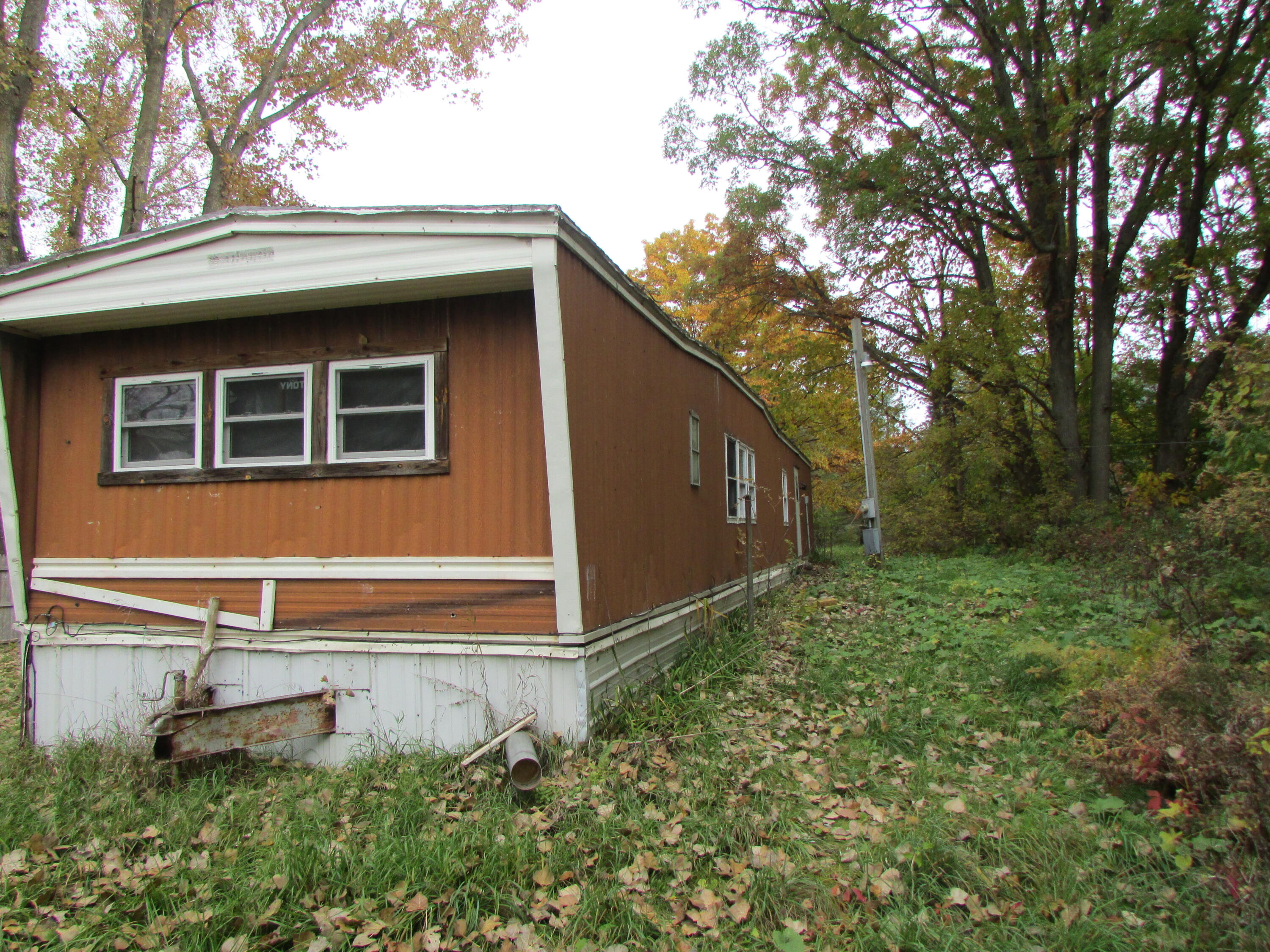 11460 E Howard City Edmore Road