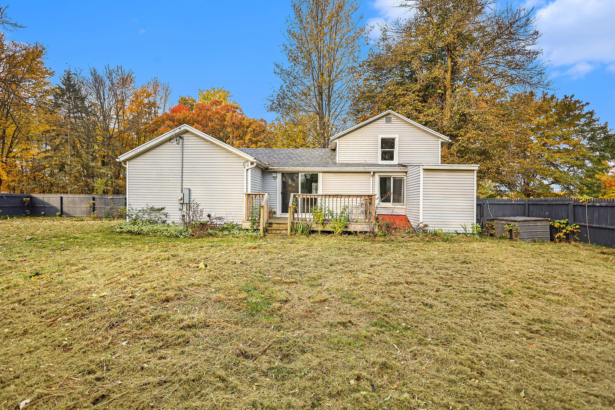4476 Hawley Highway