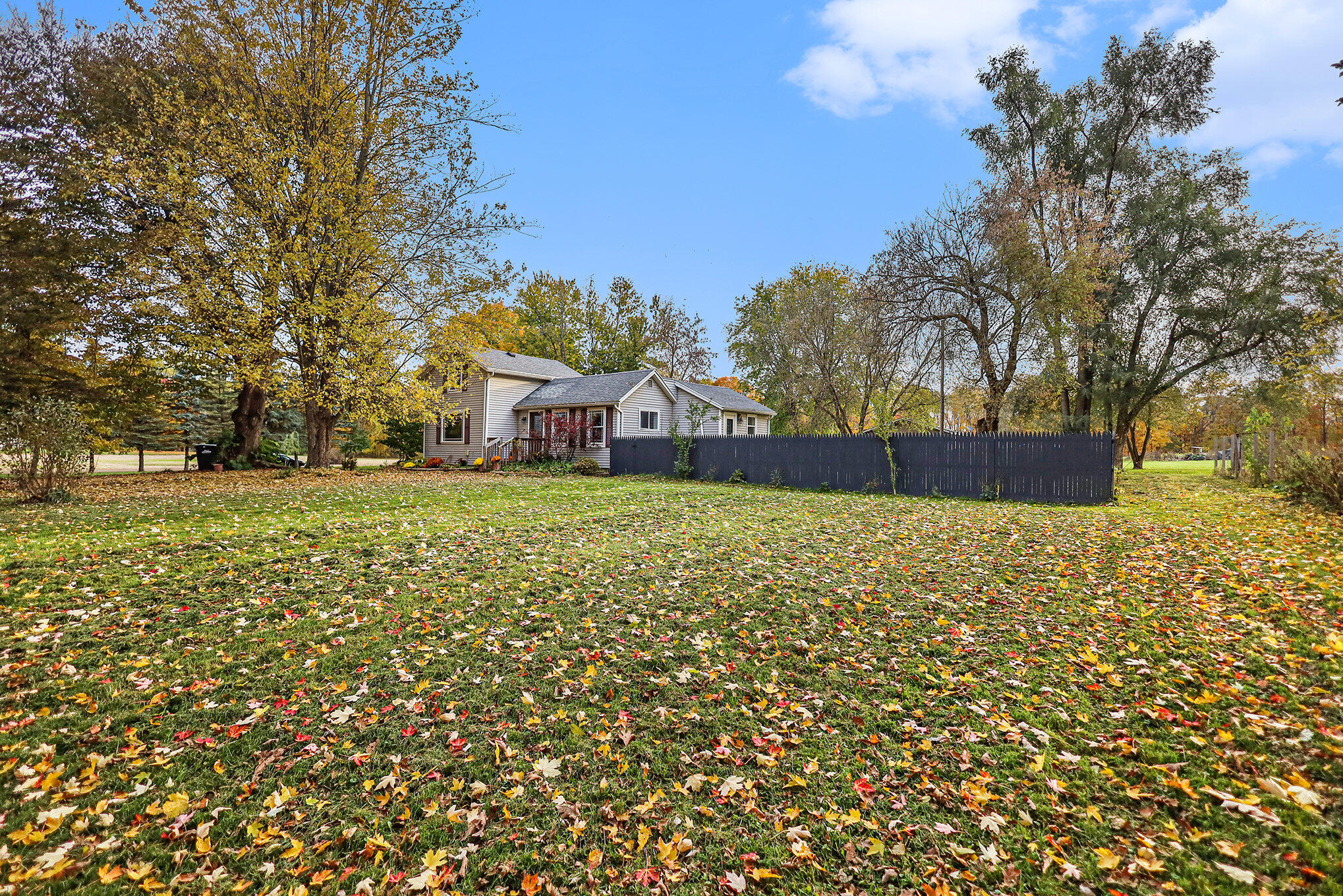 4476 Hawley Highway