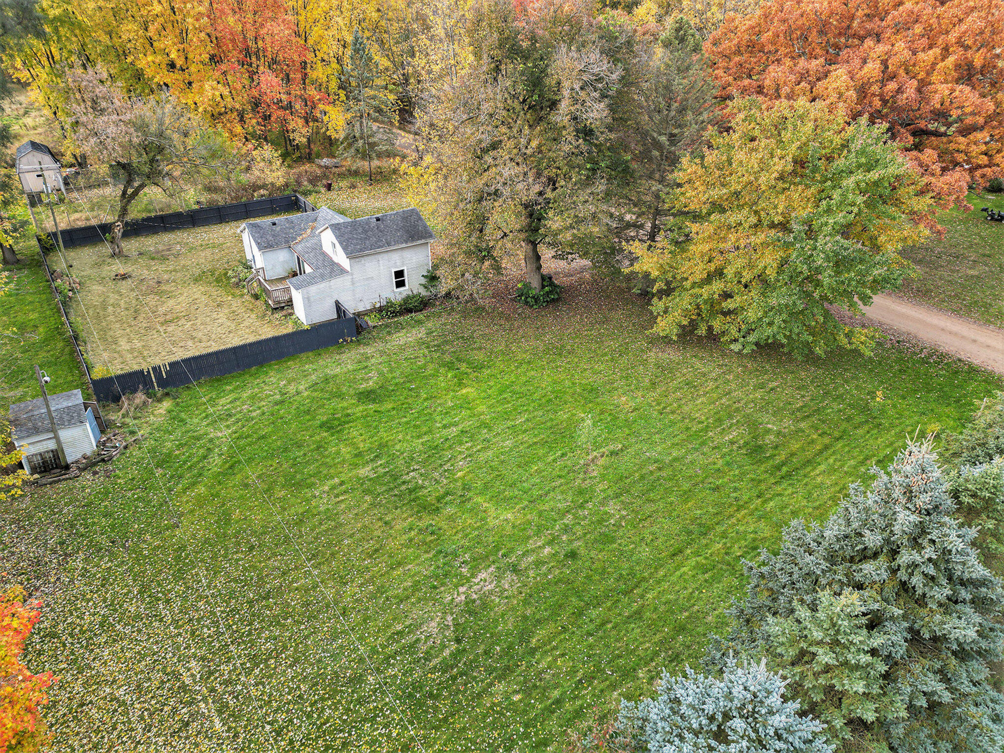 4476 Hawley Highway