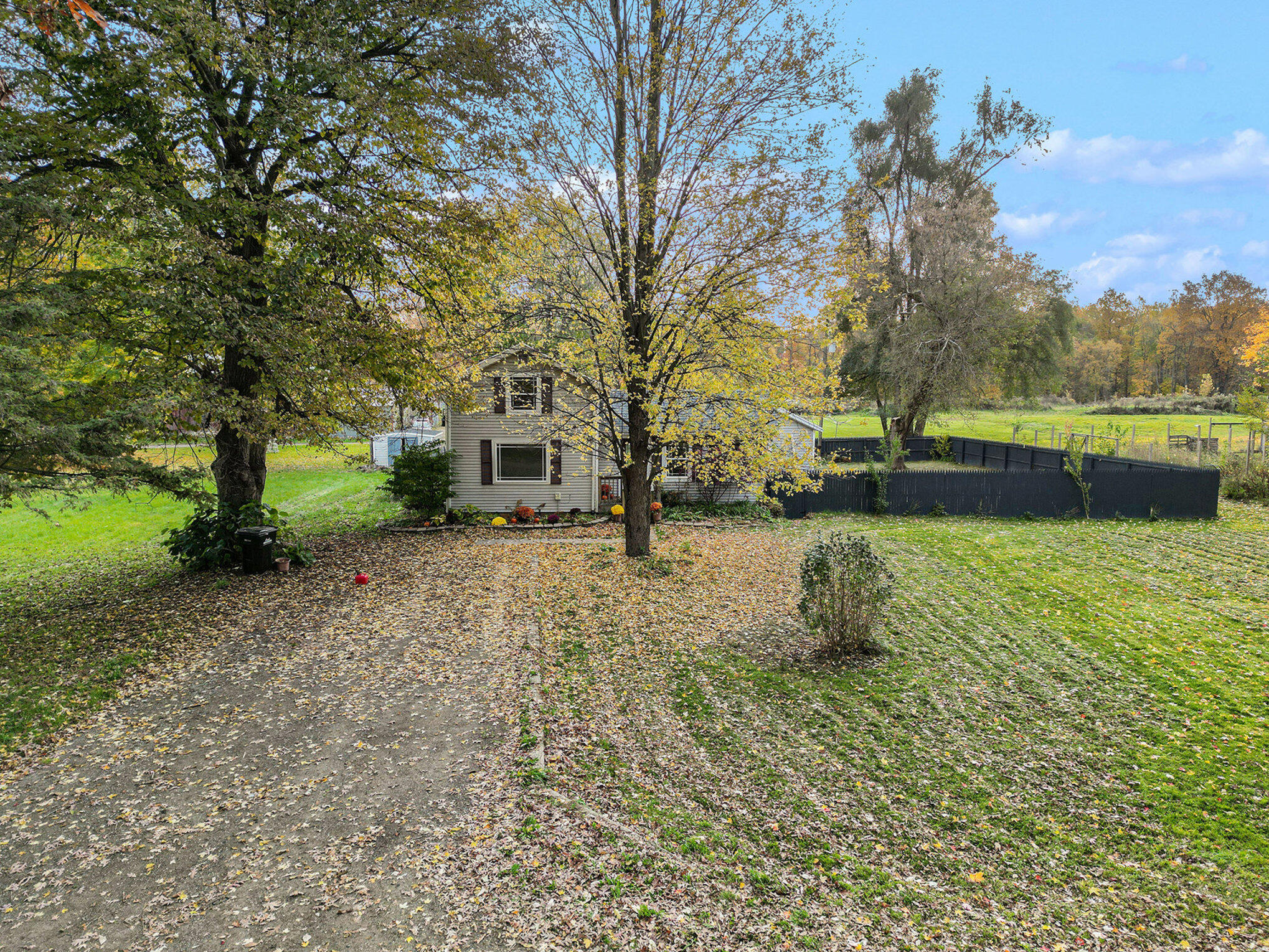 4476 Hawley Highway