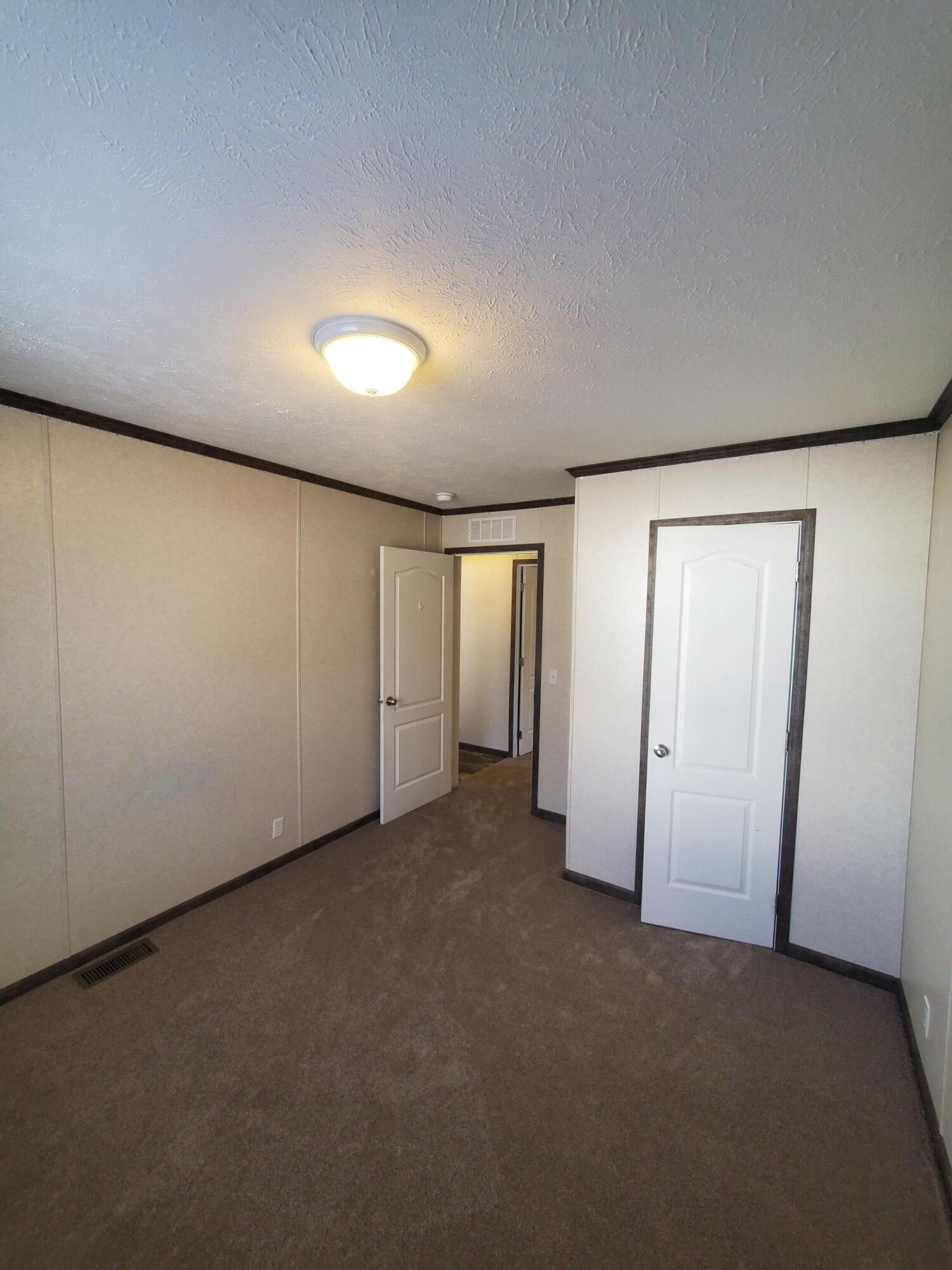 360 E Tuttle Rd Lot 40