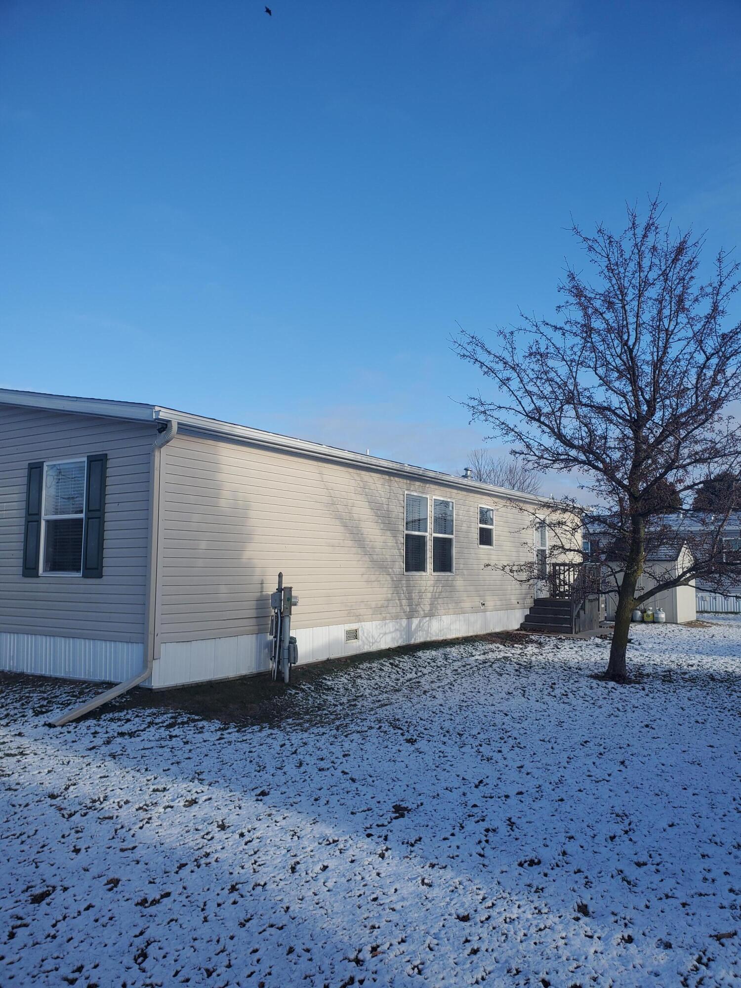 360 E Tuttle Rd Lot 40