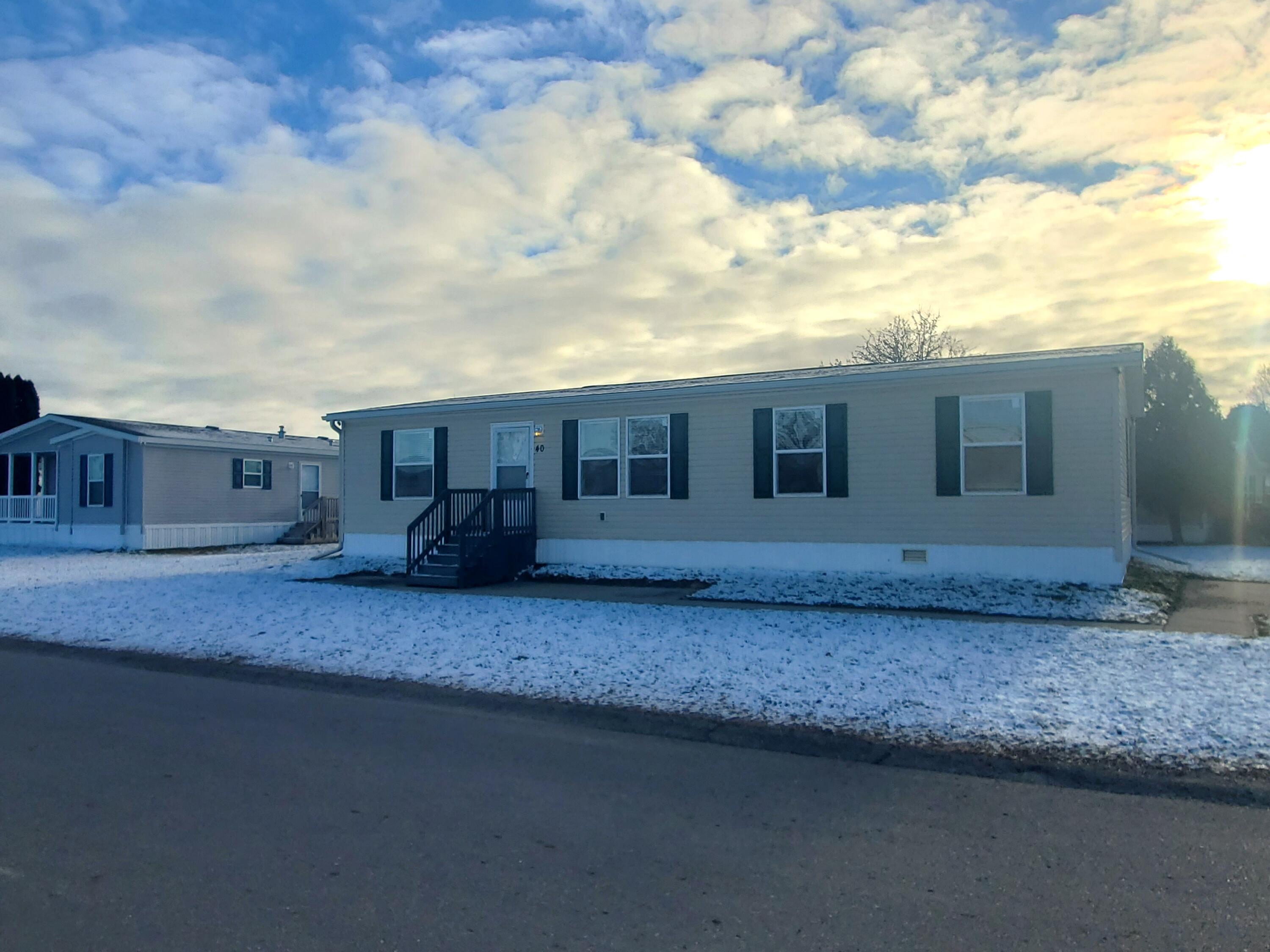 360 E Tuttle Rd Lot 40