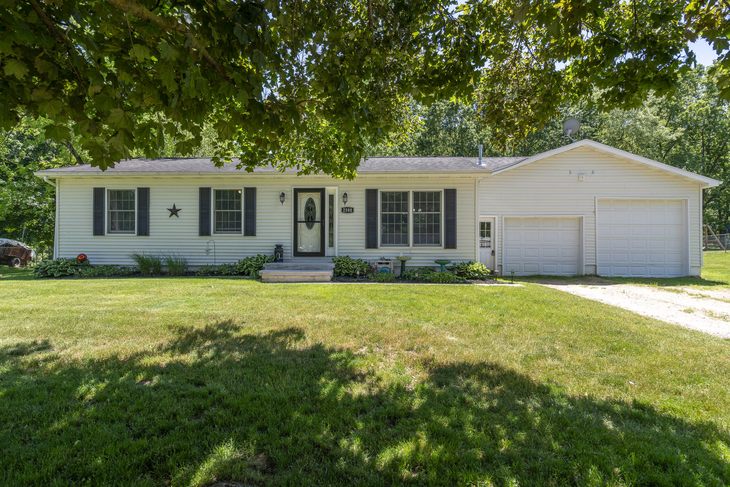 2580 Walnut Drive