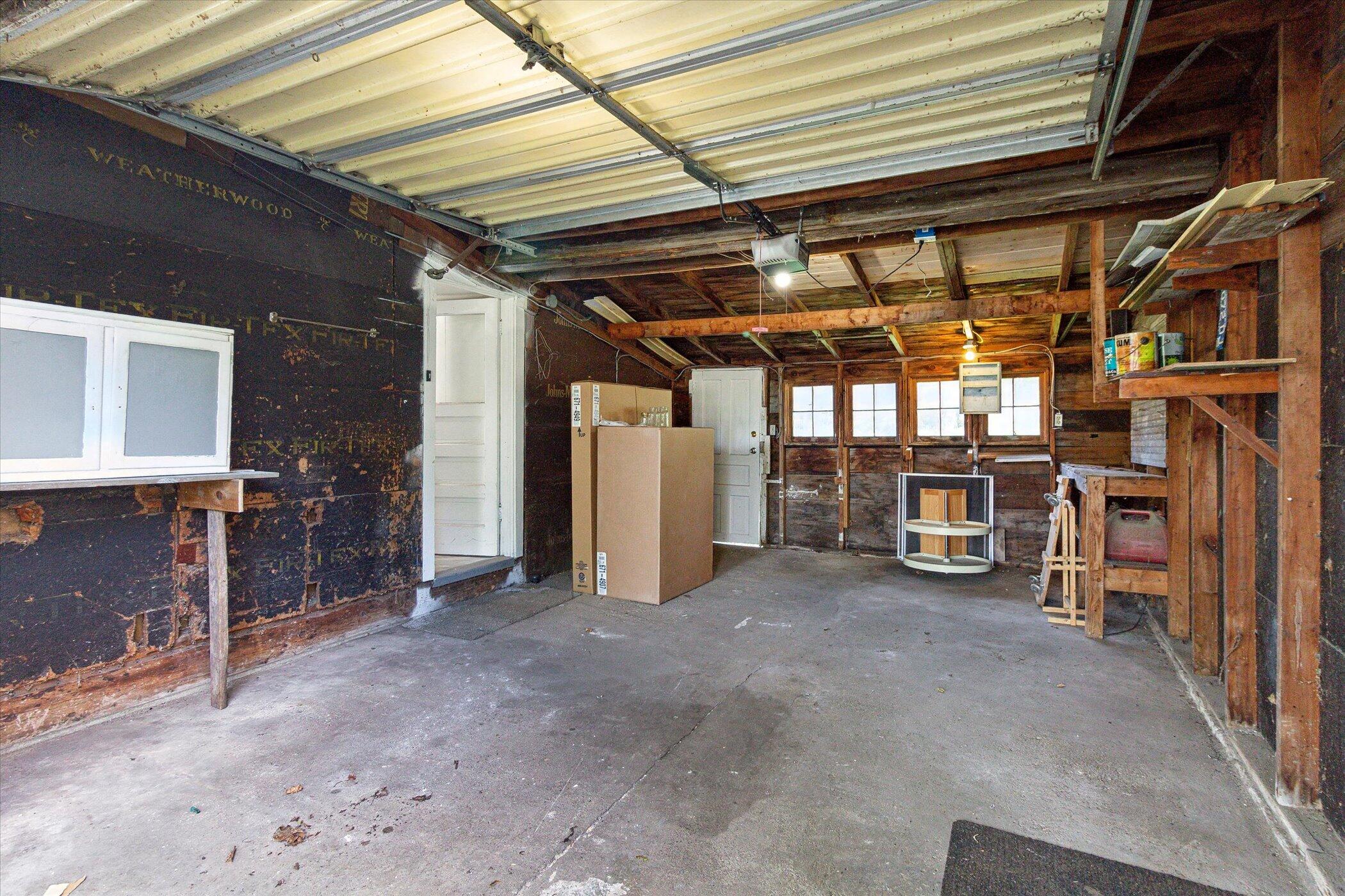 607 Woodward Avenue