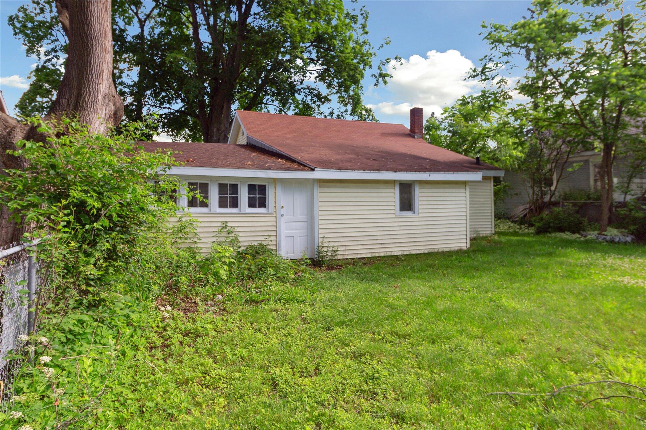 607 Woodward Avenue