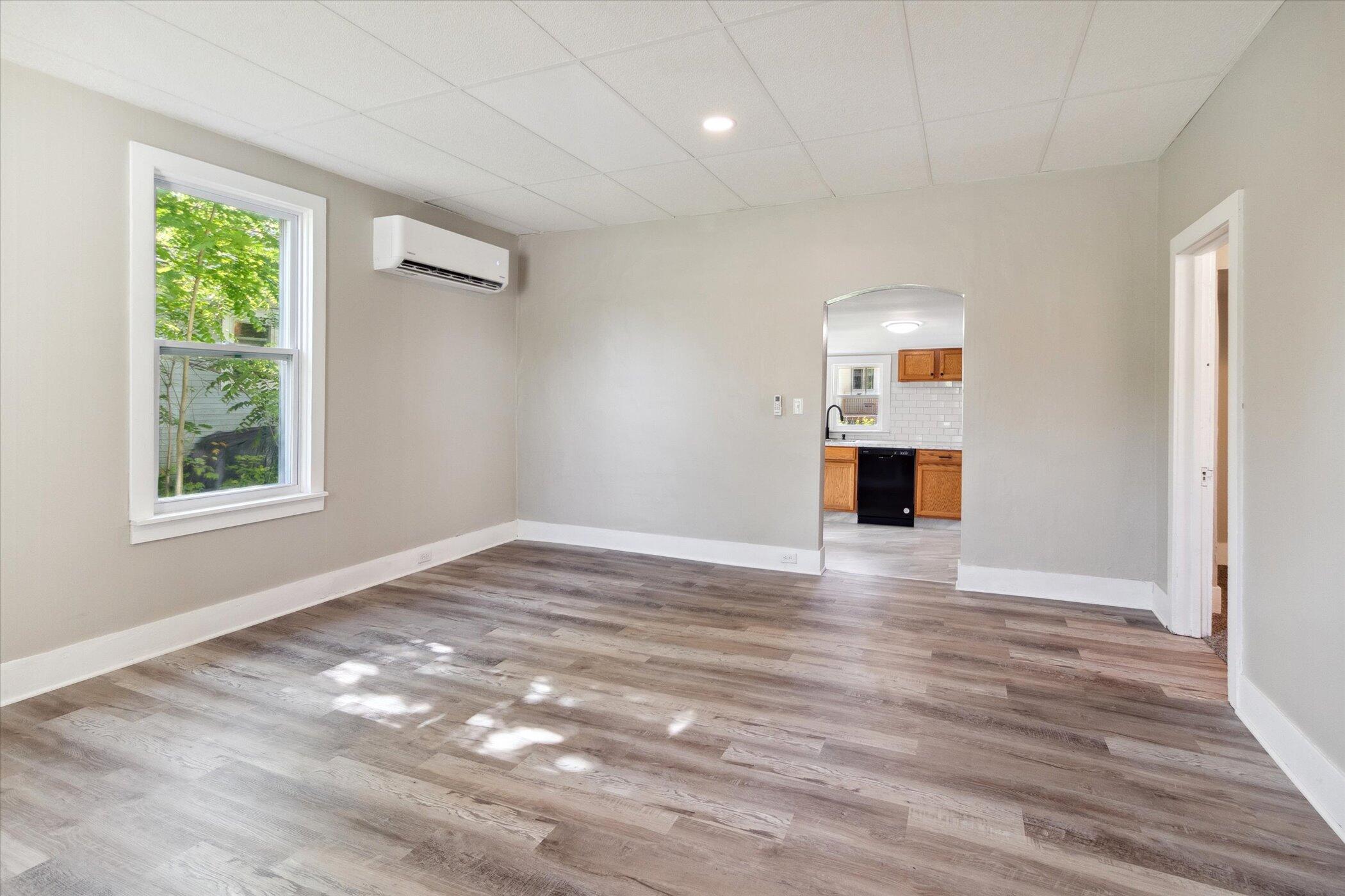 607 Woodward Avenue