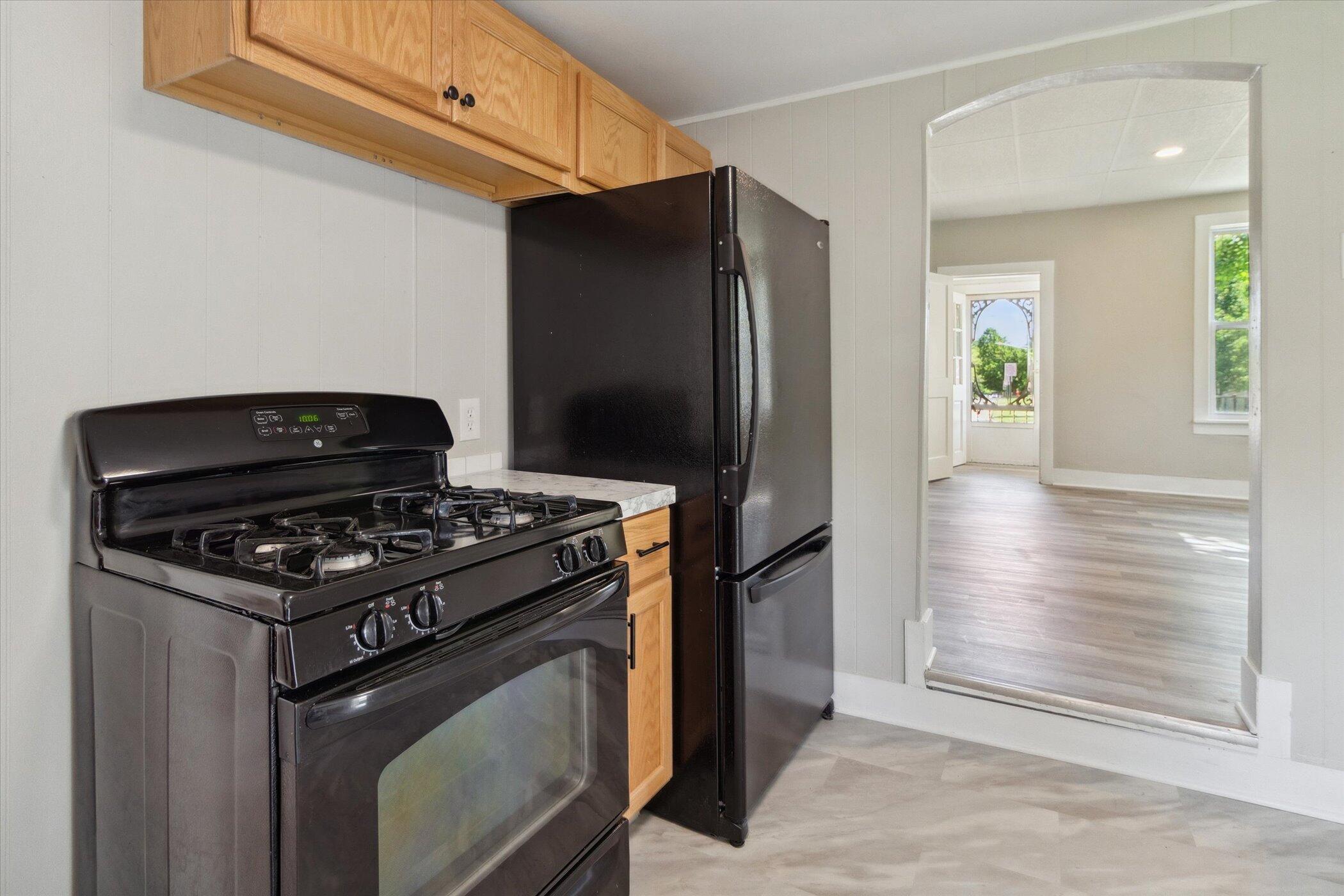 607 Woodward Avenue