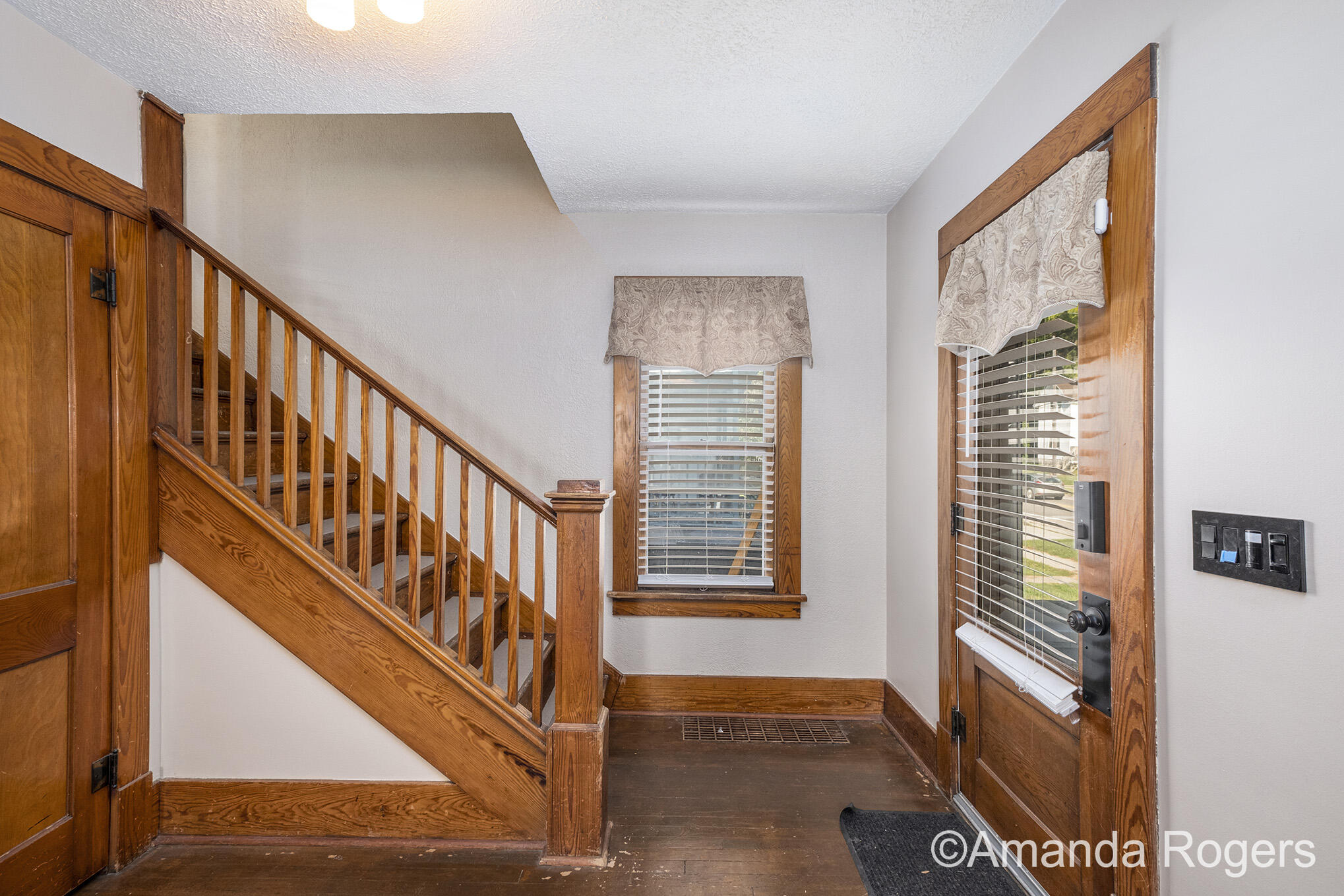 237 E Lincoln Avenue
