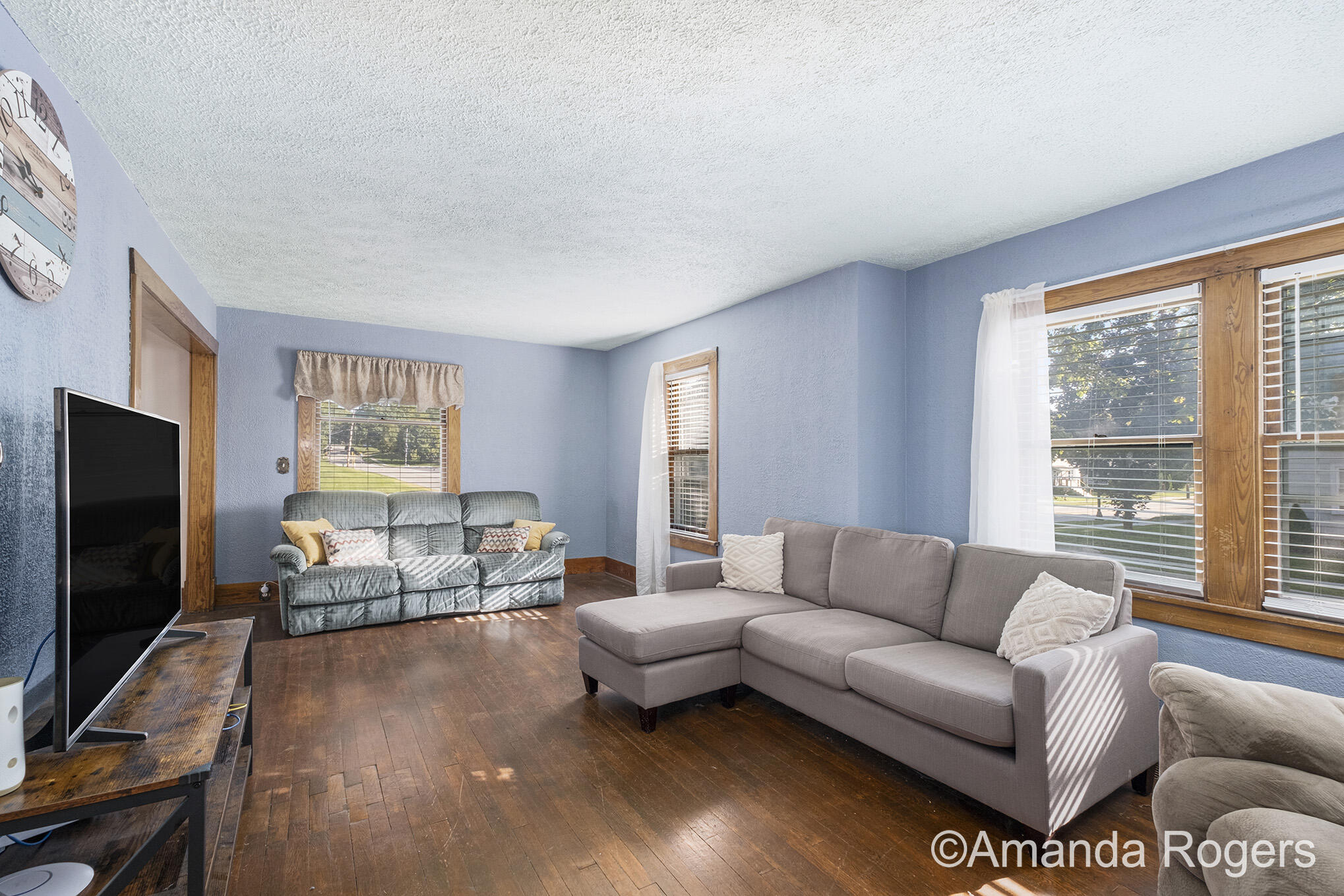 237 E Lincoln Avenue