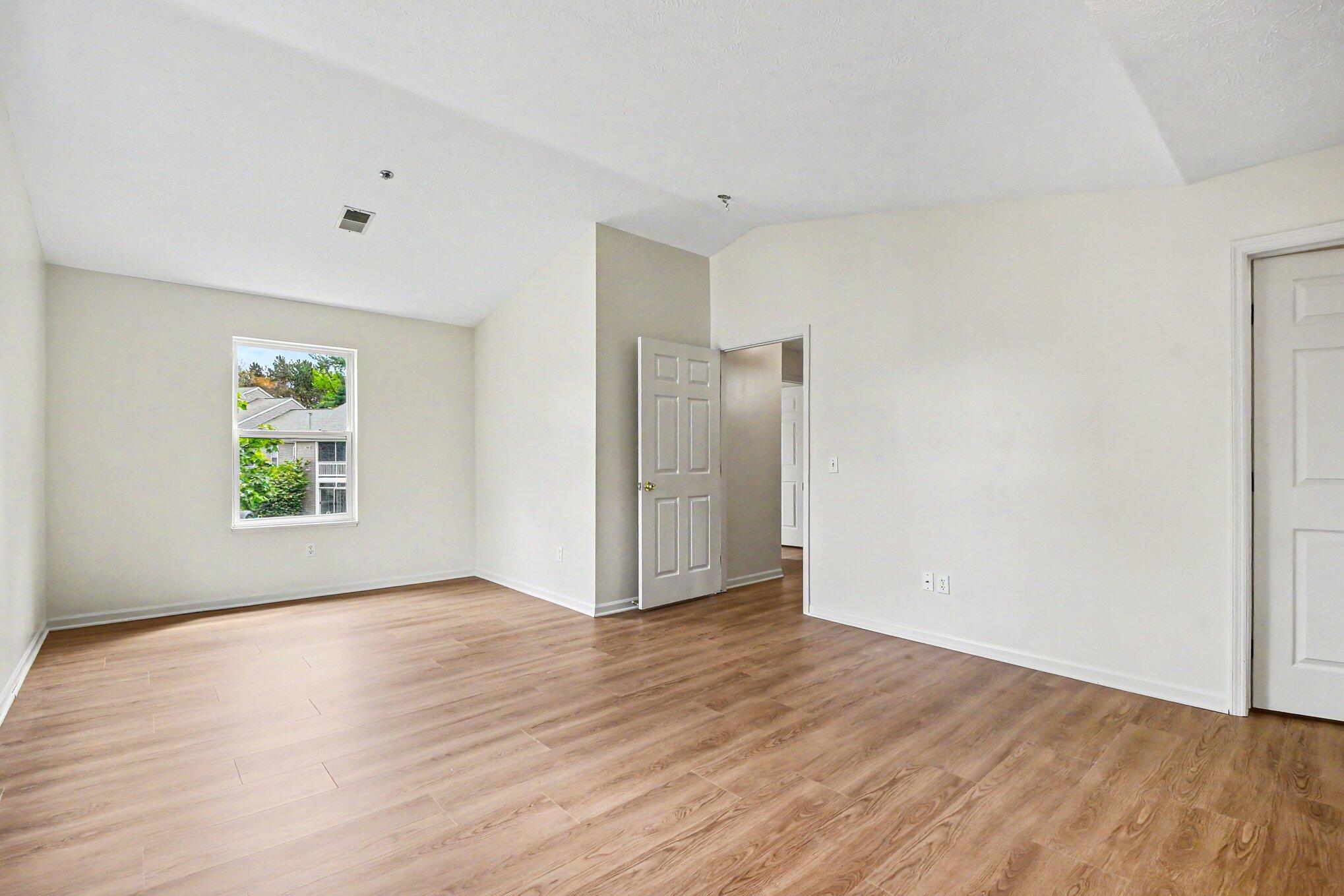 3101 Poplar Creek Drive SE 302