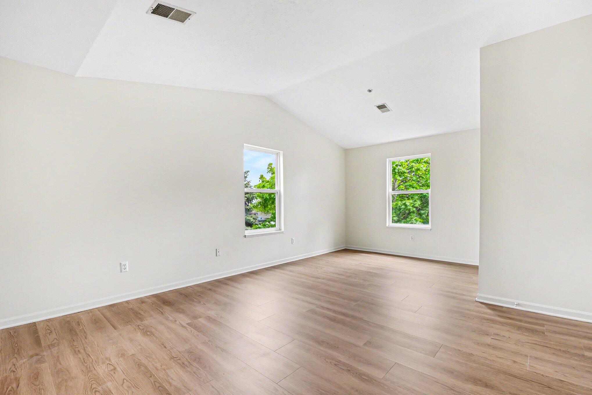 3101 Poplar Creek Drive SE 302