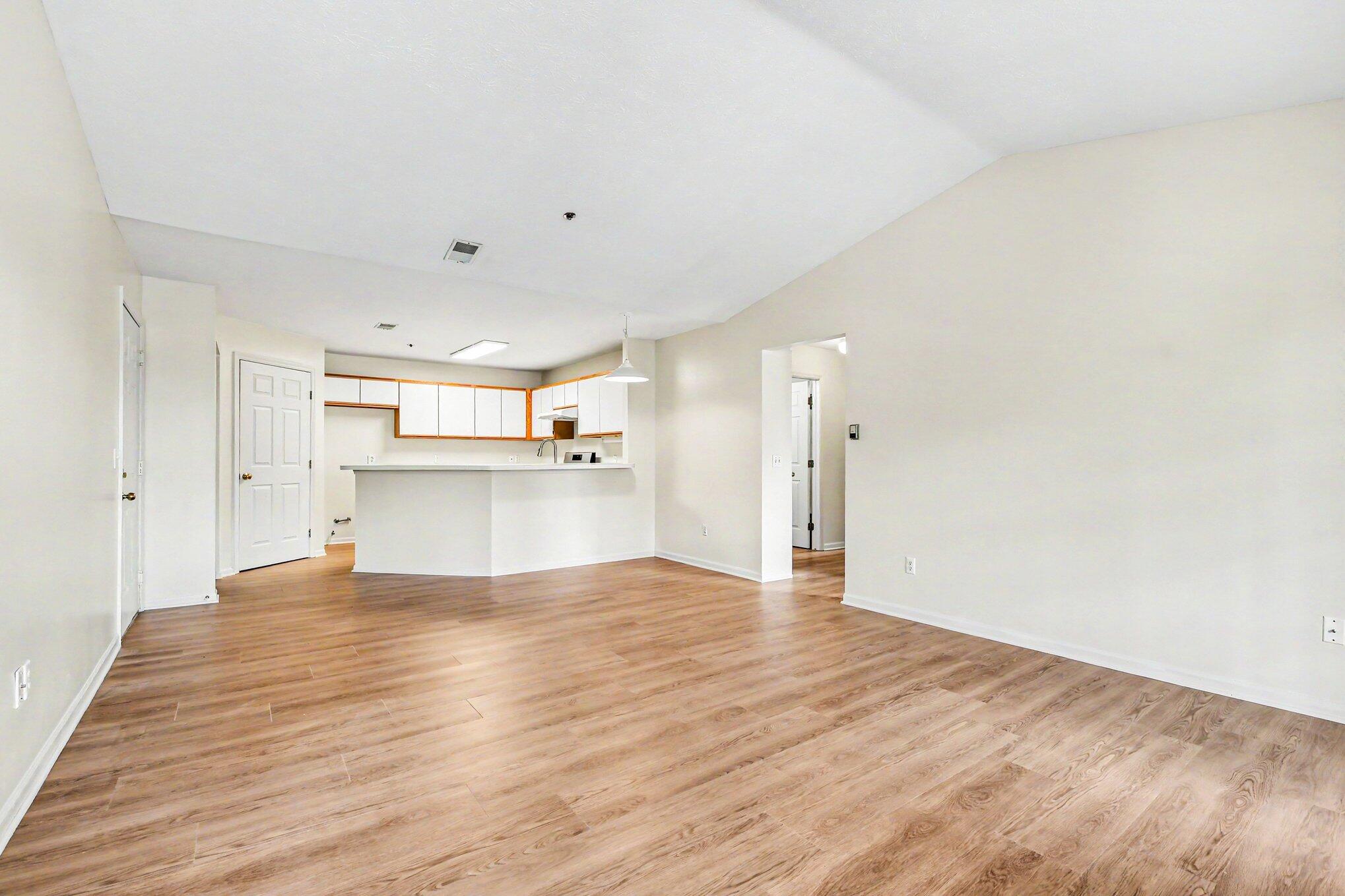 3101 Poplar Creek Drive SE 302