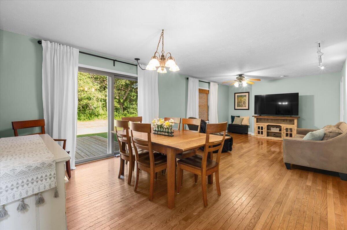 16005 Sheridan Road