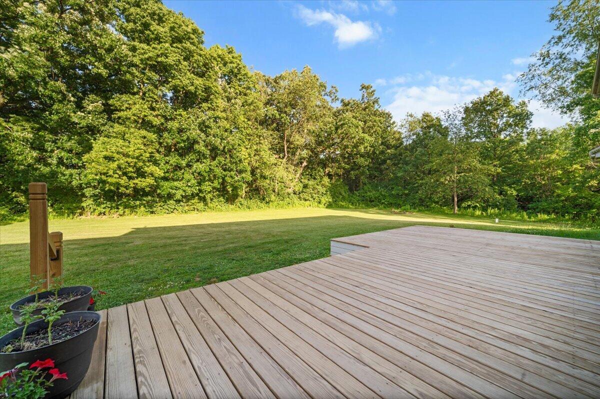 16005 Sheridan Road