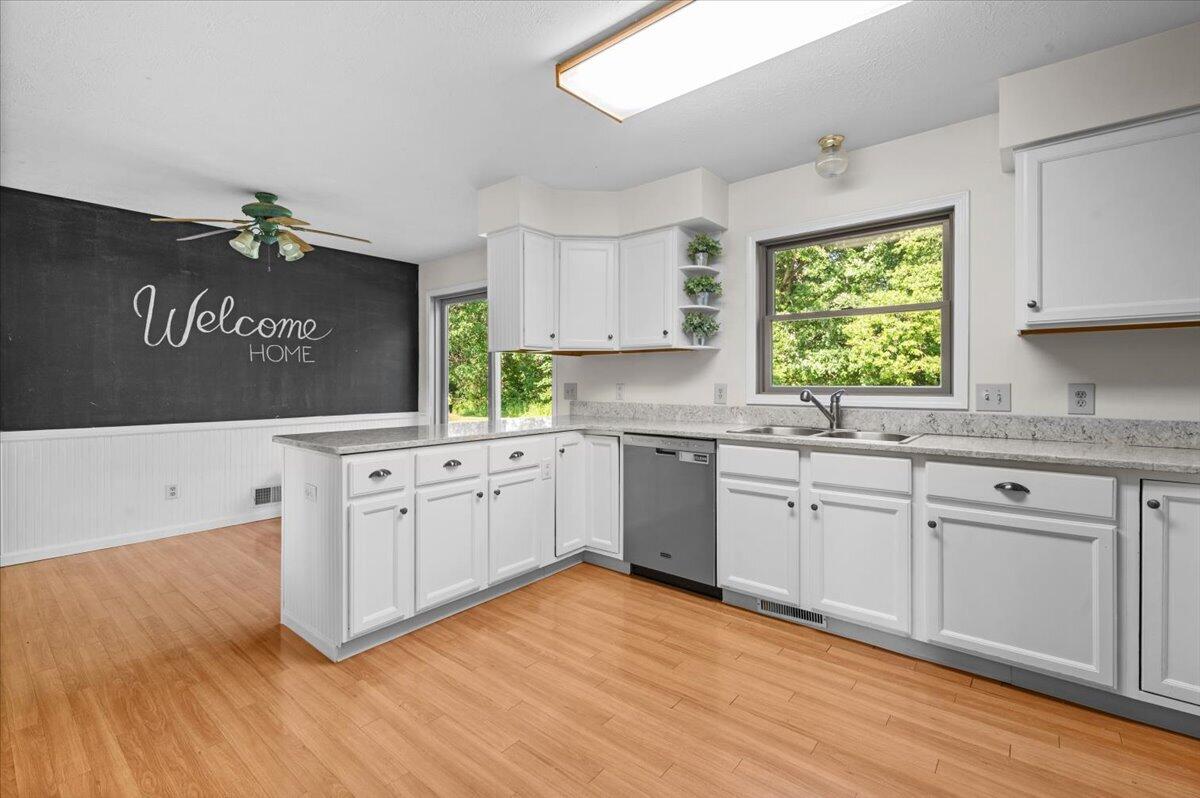 16005 Sheridan Road