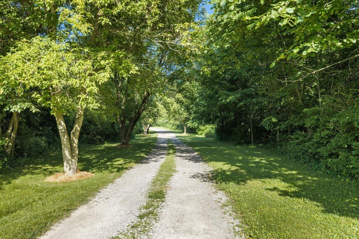 16005 Sheridan Road