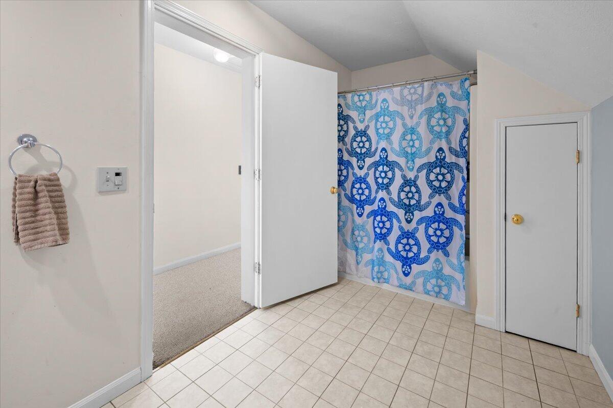 16005 Sheridan Road