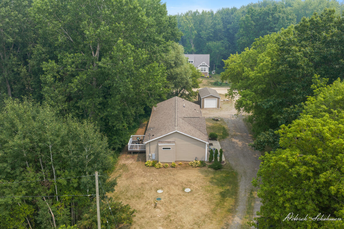 9686 10 Mile Road NE
