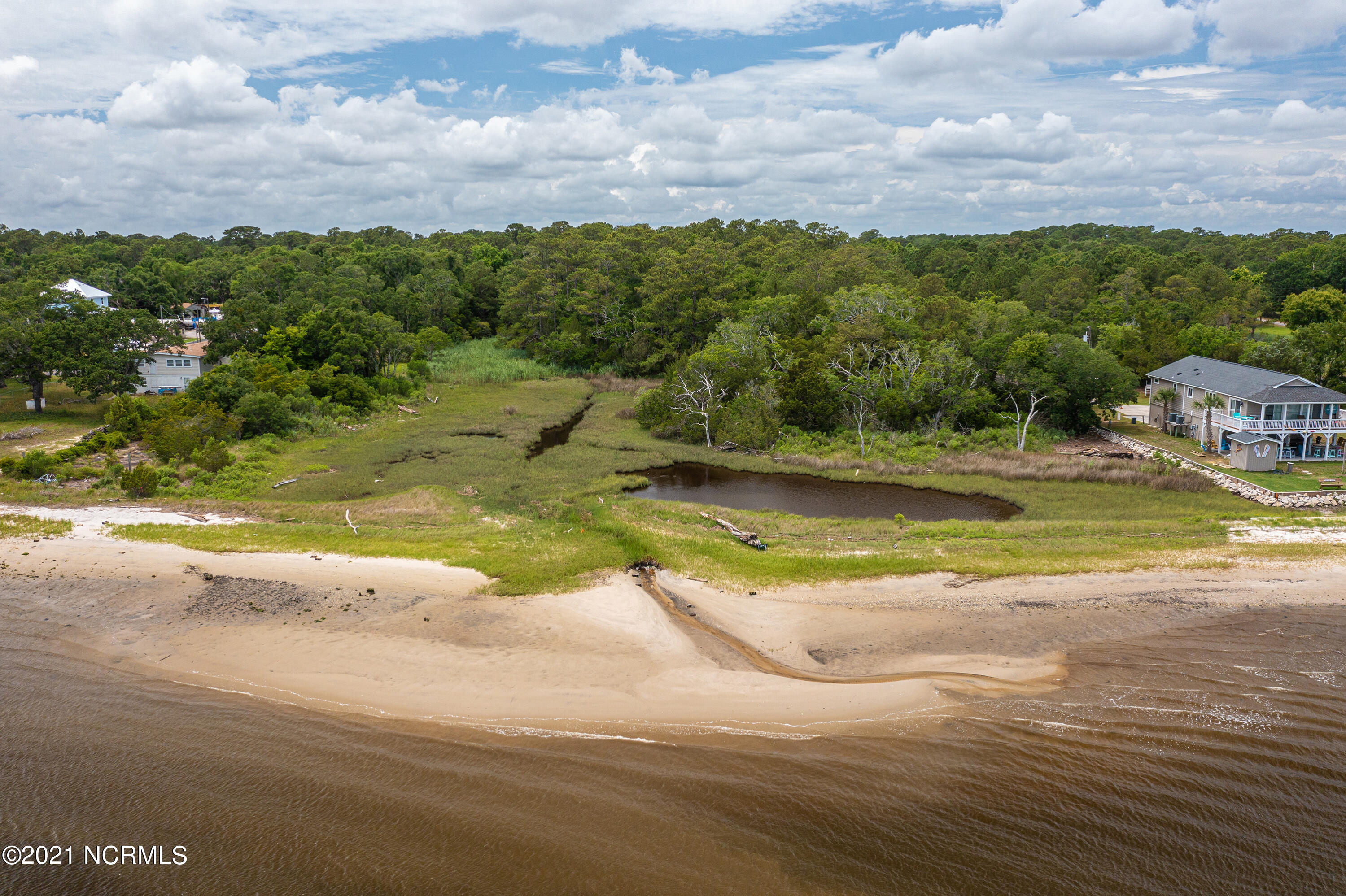 1045 N Seabreeze Road