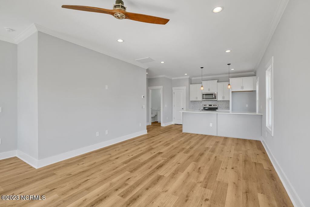 318 Raleigh Avenue, 1