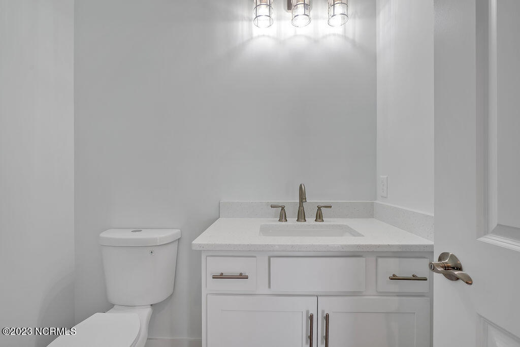 318 Raleigh Avenue, 1