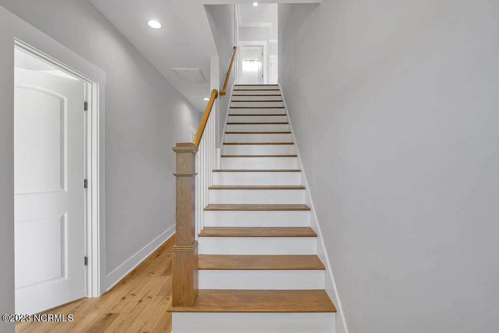 318 Raleigh Avenue, 1