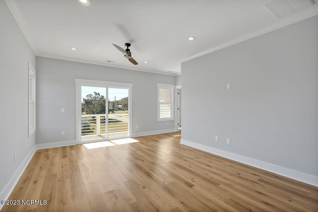 318 Raleigh Avenue, 1