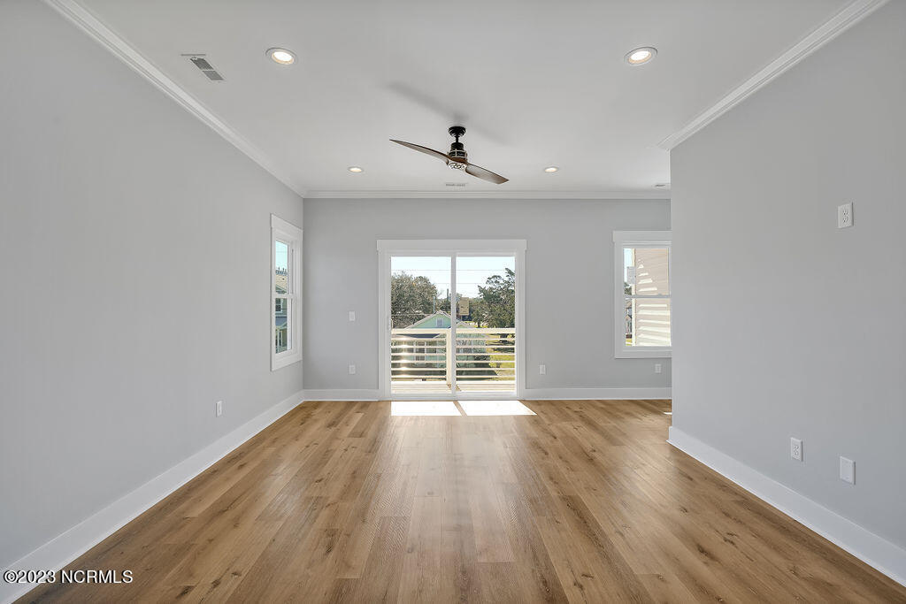 318 Raleigh Avenue, 1