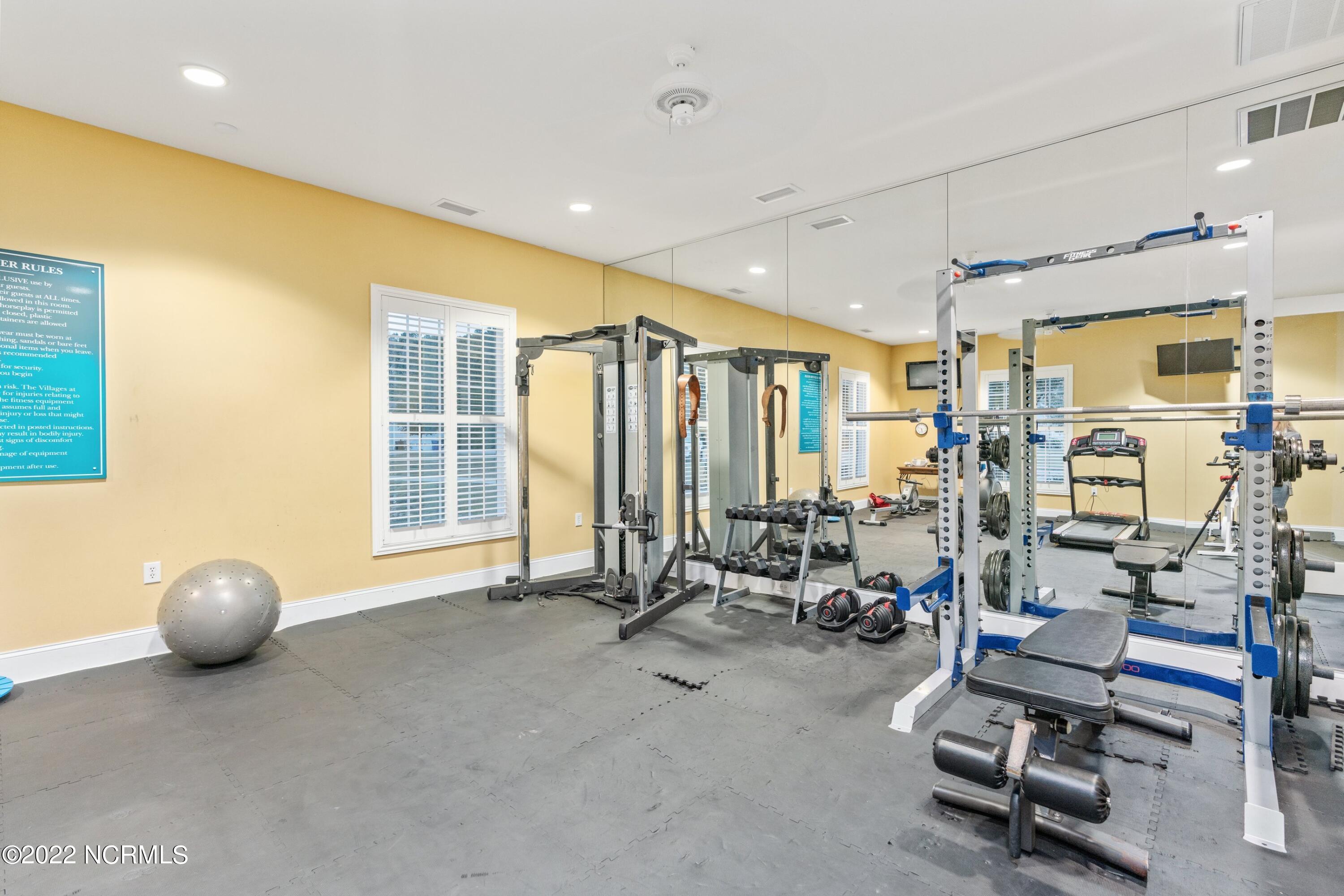 122 E Stockton Place