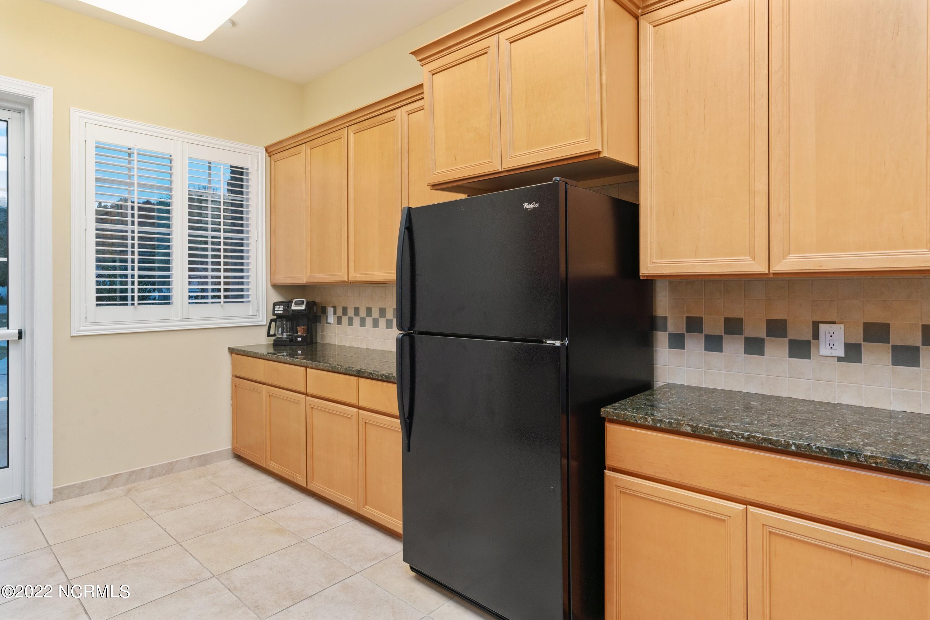 122 E Stockton Place