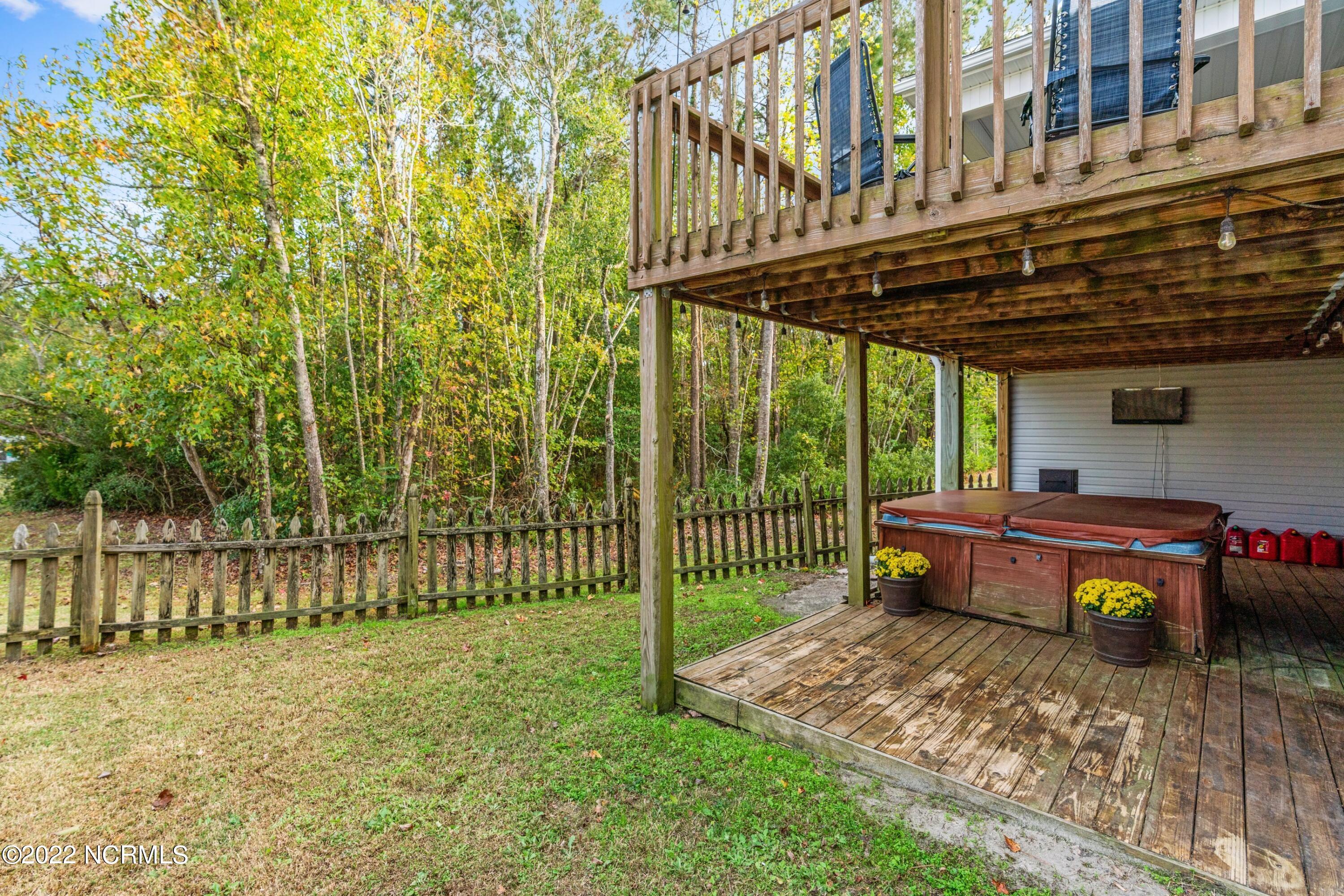 122 E Stockton Place