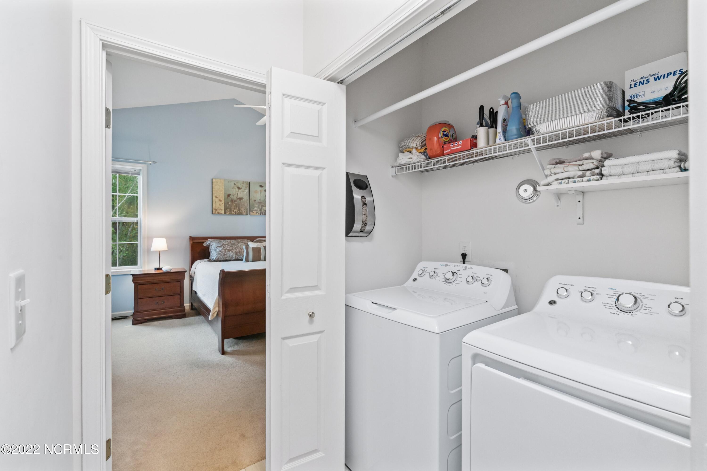 122 E Stockton Place