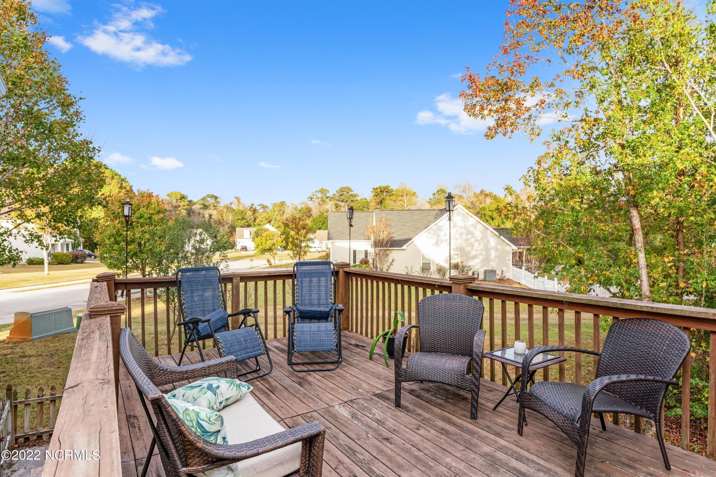 122 E Stockton Place