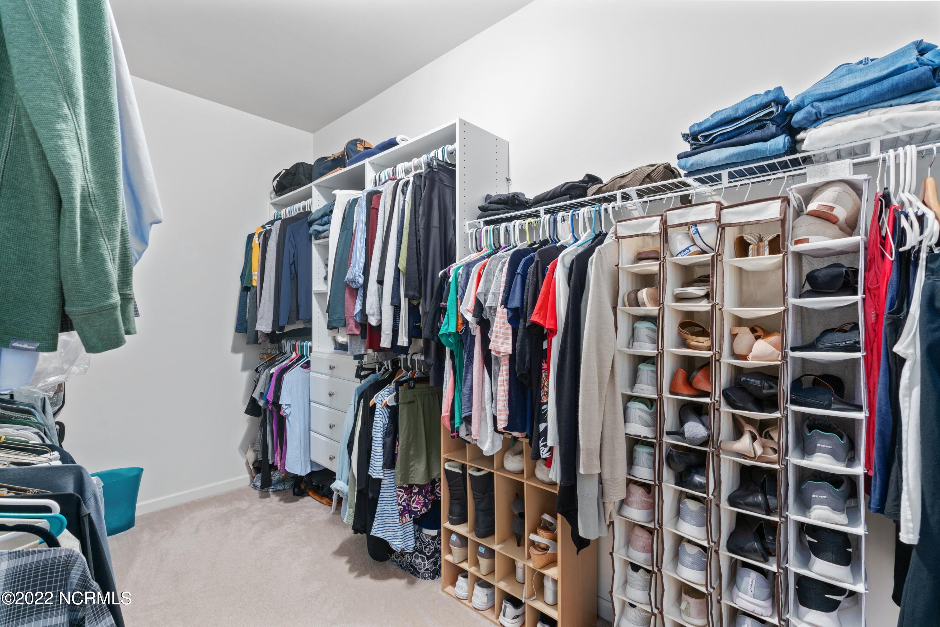 122 E Stockton Place