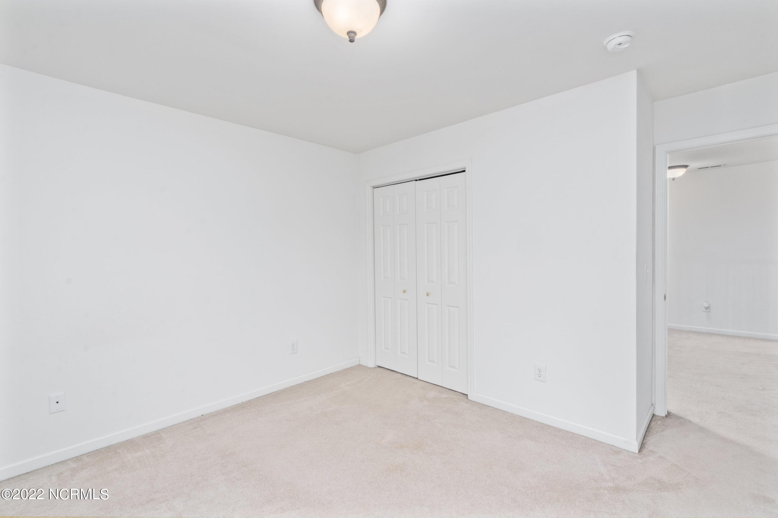 122 E Stockton Place