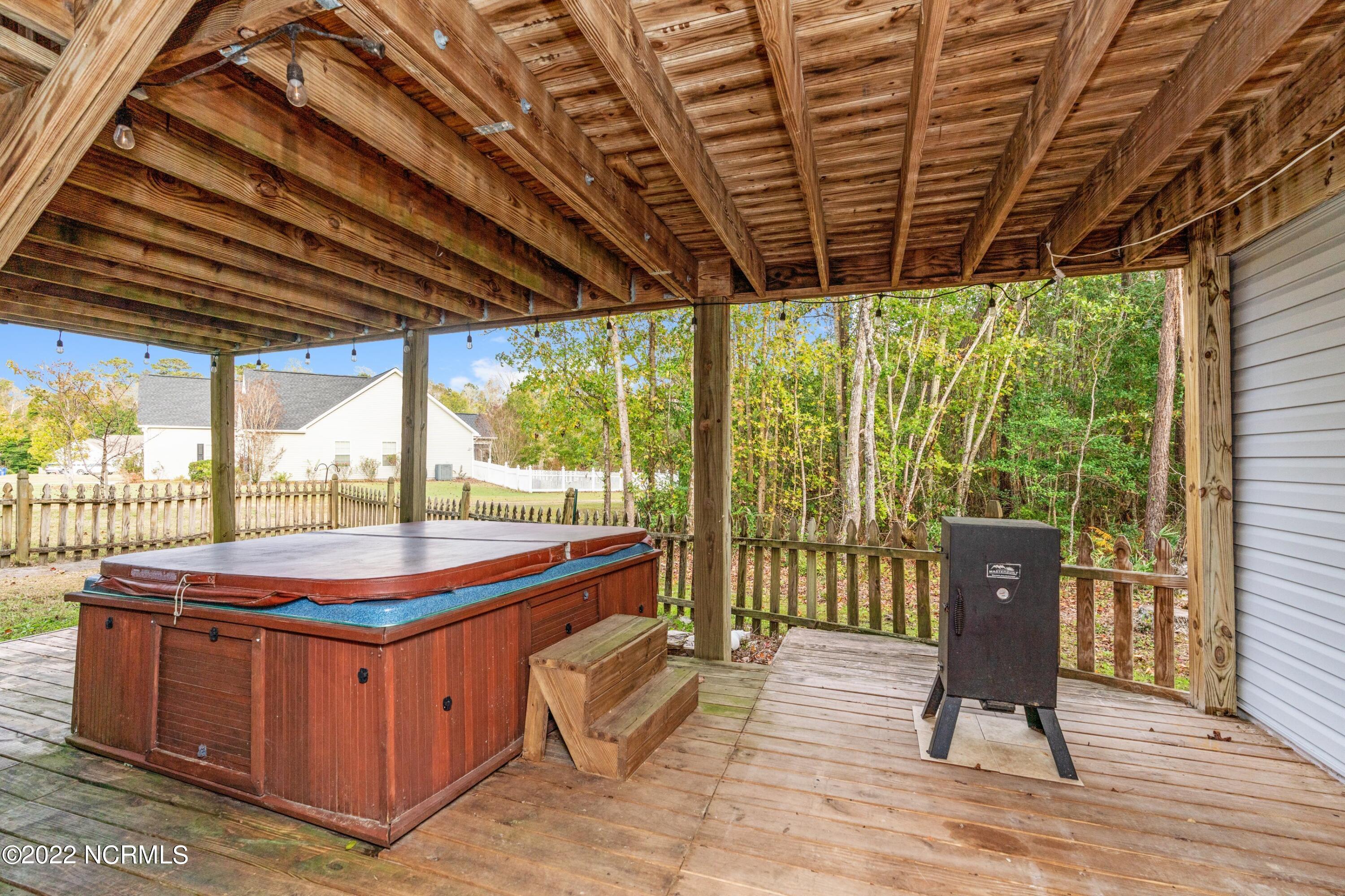 122 E Stockton Place