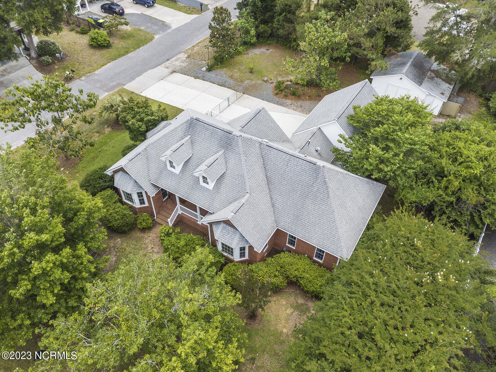 3407 E Yacht Drive