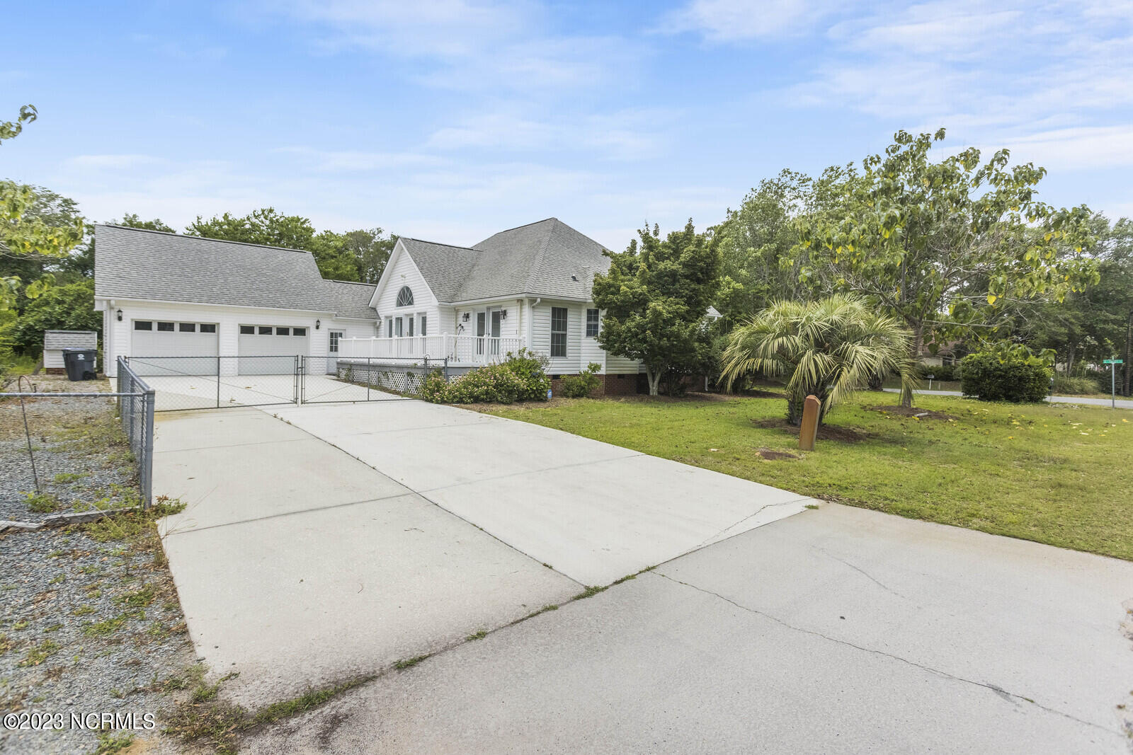 3407 E Yacht Drive