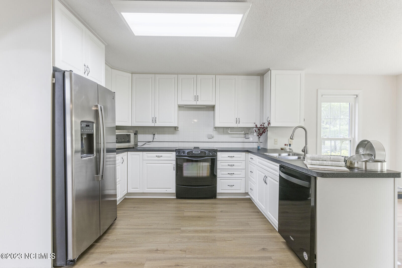 3407 E Yacht Drive
