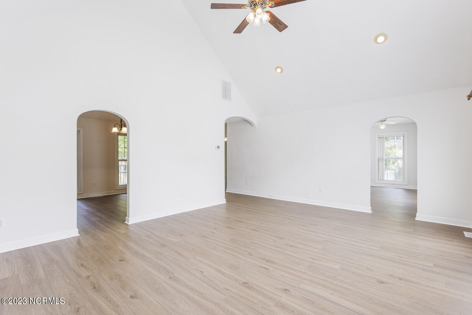 3407 E Yacht Drive