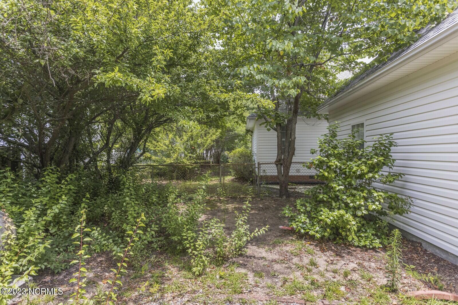 3407 E Yacht Drive