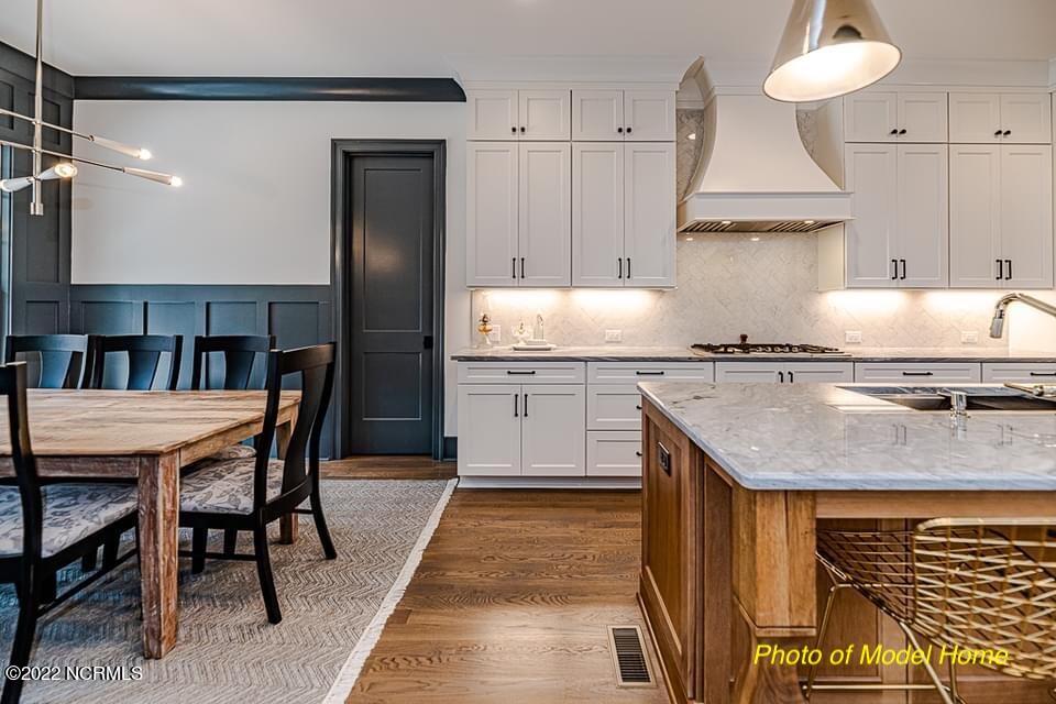 816 Cedarhurst Drive SE