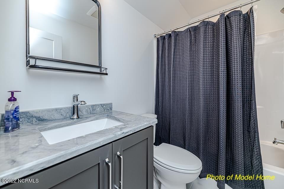 816 Cedarhurst Drive SE