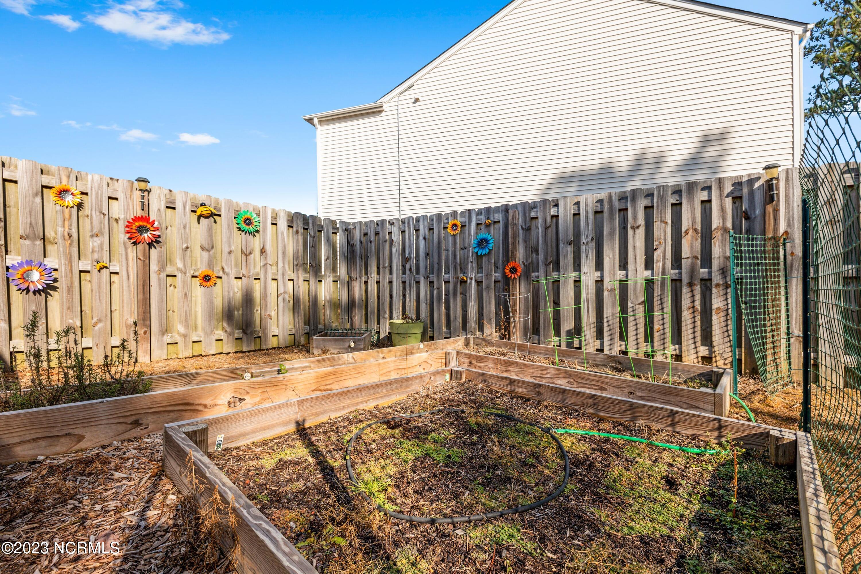 747 Stradleigh Court