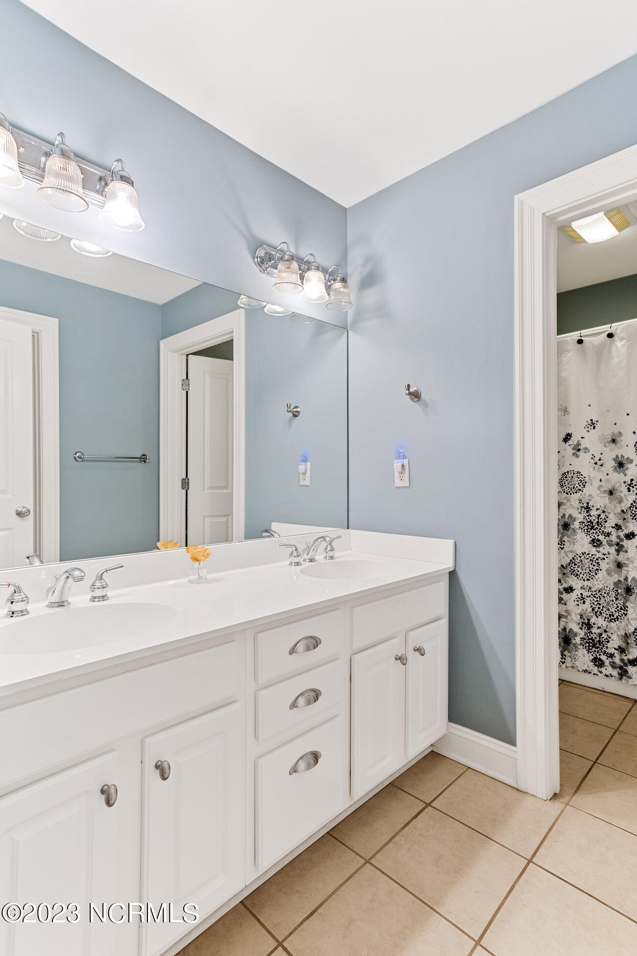 8901 New Forest Drive