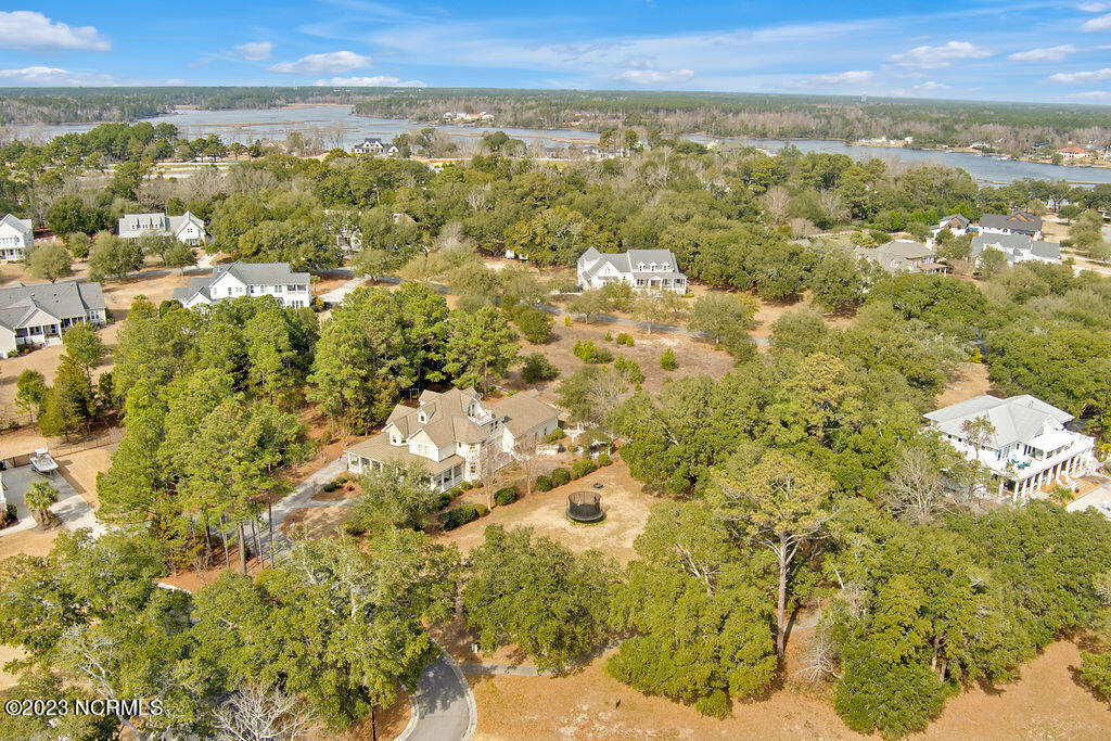 108 Seven Oaks Court