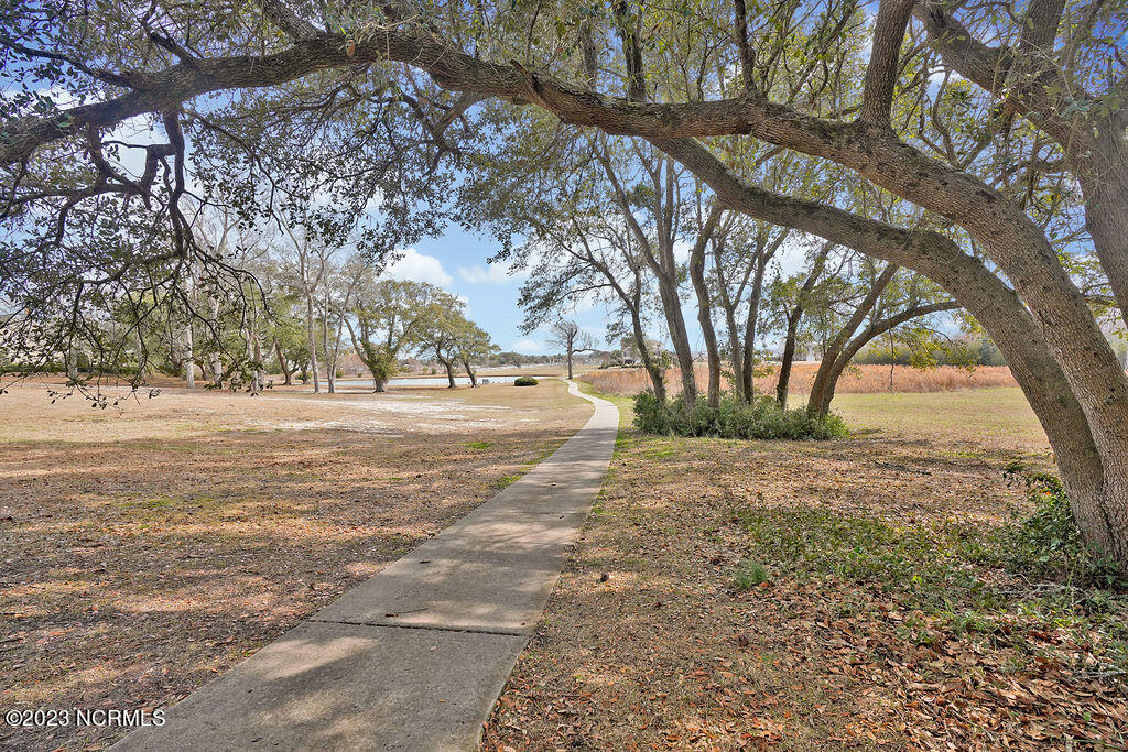 108 Seven Oaks Court