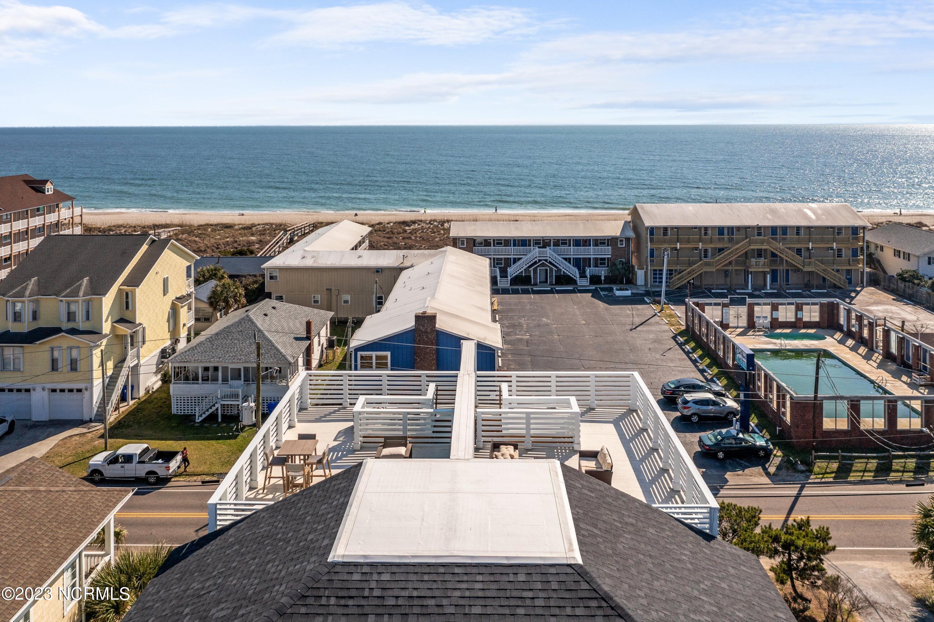 1110 Lake Park Boulevard S, 2